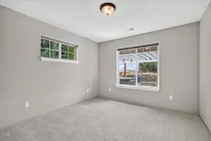83 Hidden Valley Dr, Eagle Point, OR 97524 - Photo 25