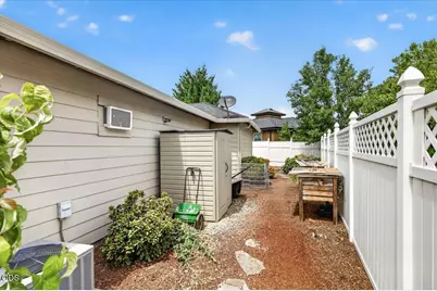 83 Hidden Valley Drive, Eagle Point, OR 97524 - Photo 37