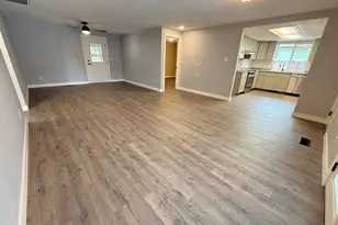 2607 Castle Cir, White City, OR 97503 - Photo 5