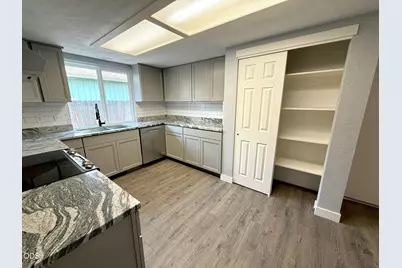 2607 Castle Circle, White City, OR 97503 - Photo 11