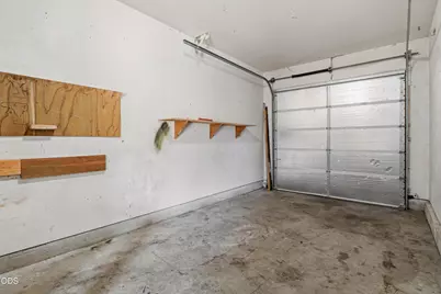 740 E Cascade Avenue, Sisters, OR 97759 - Photo 17