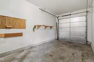 740 E Cascade Ave, Sisters, OR 97759 - Photo 17