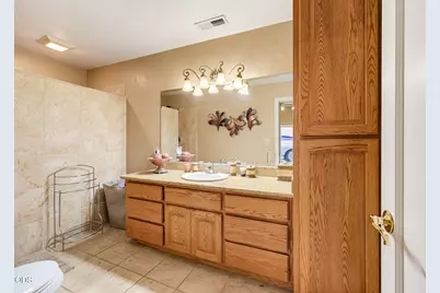 935 S 3rd Street, Jacksonville, OR 97530 - Photo 33