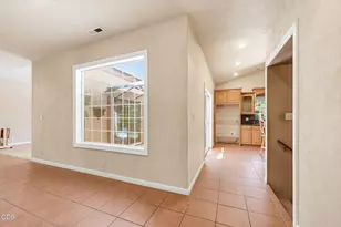 935 S 3rd St, Jacksonville, OR 97530 - Photo 19