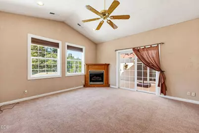 935 S 3rd Street, Jacksonville, OR 97530 - Photo 9