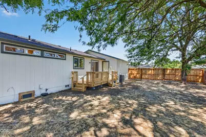 172 Sandlewood Drive, Medford, OR 97501 - Photo 29