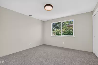 172 Sandlewood Drive, Medford, OR 97501 - Photo 17