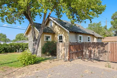 342 W Antler Avenue, Redmond, OR 97756 - Photo 3