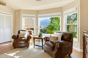 808 Pompadour Dr, Ashland, OR 97520 - Photo 65
