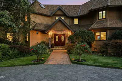 808 Pompadour Drive, Ashland, OR 97520 - Photo 5