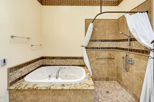 808 Pompadour Dr, Ashland, OR 97520 - Photo 45