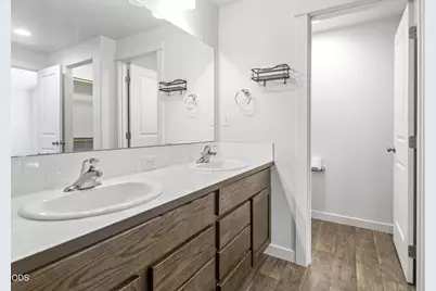 51350 Apache Tears Court, La Pine, OR 97739 - Photo 13