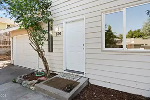 690 Normal Ave, Ashland, OR 97520 - Photo 3