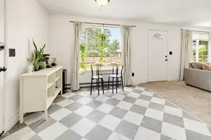 1325 Spring St, Medford, OR 97504 - Photo 11