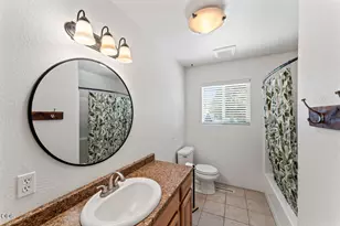 235 Larkin Rd, Grants Pass, OR 97527 - Photo 17