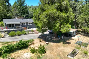 235 Larkin Rd, Grants Pass, OR 97527 - Photo 41