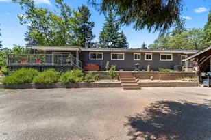 235 Larkin Rd, Grants Pass, OR 97527 - Photo 25