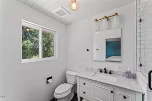 235 Larkin Rd, Grants Pass, OR 97527 - Photo 13