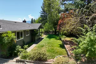 235 Larkin Rd, Grants Pass, OR 97527 - Photo 33