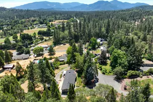 235 Larkin Rd, Grants Pass, OR 97527 - Photo 31