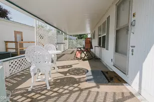 22071 Or-62, Shady Cove, OR 97539 - Photo 3