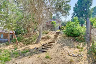 1111 Oak St, Ashland, OR 97520 - Photo 43