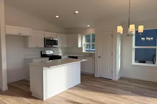 553 NE Mitchell St, Madras, OR 97741 - Photo 15
