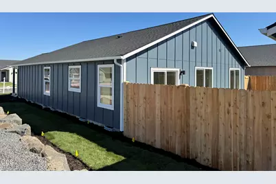 553 NE Mitchell Street, Madras, OR 97741 - Photo 5