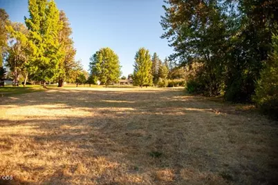 2990 S River Road, Grants Pass, OR 97527 - Photo 27