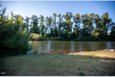 2990 S River Road, Grants Pass, OR 97527 - Photo 1