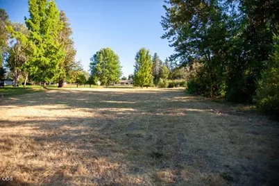 2990 S River Road, Grants Pass, OR 97527 - Photo 29
