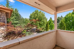 3922 Bellinger Ln, Medford, OR 97501 - Photo 61