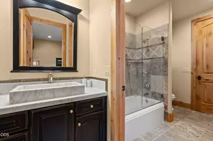 3922 Bellinger Ln, Medford, OR 97501 - Photo 55