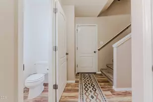 61055 Borden Dr, Bend, OR 97702 - Photo 13