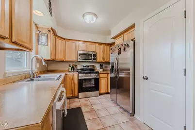 61055 Borden Drive, Bend, OR 97702 - Photo 9