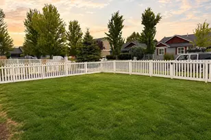 61367 Woodbury Ln, Bend, OR 97702 - Photo 3