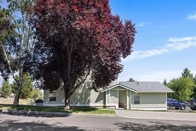 1926 NE Sams Loop, Bend, OR 97701 - Photo 7