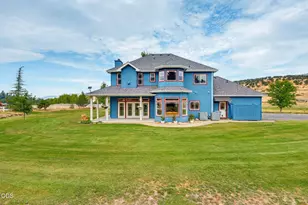 5597 Hwy 66, Ashland, OR 97520 - Photo 9