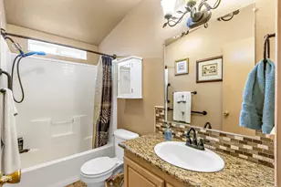 21 Brophy Way, Shady Cove, OR 97539 - Photo 17