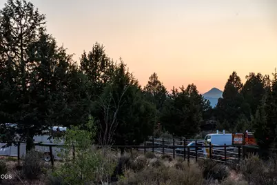 60835 Jennings Road, Bend, OR 97702 - Photo 47