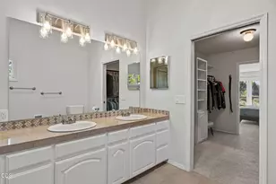 60835 Jennings Rd, Bend, OR 97702 - Photo 19