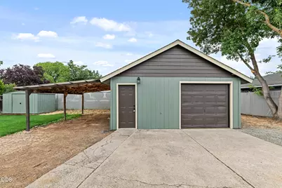 524 Berrydale Avenue, Medford, OR 97501 - Photo 7