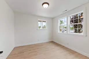 524 Berrydale Ave, Medford, OR 97501 - Photo 13