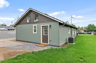 524 Berrydale Ave, Medford, OR 97501 - Photo 5