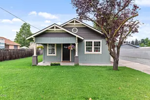 524 Berrydale Ave, Medford, OR 97501 - Photo 1