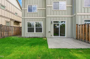 1055 SE Leonel Ln, Bend, OR 97702 - Photo 37