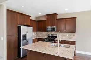 1055 SE Leonel Ln, Bend, OR 97702 - Photo 19