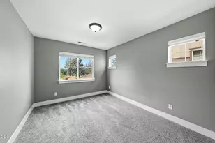 1055 SE Leonel Ln, Bend, OR 97702 - Photo 27