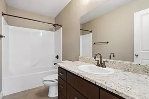 1055 SE Leonel Ln, Bend, OR 97702 - Photo 33