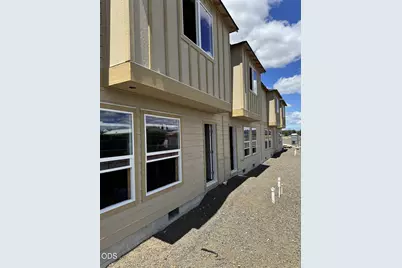 7883 Houston Loop, White City, OR 97503 - Photo 1